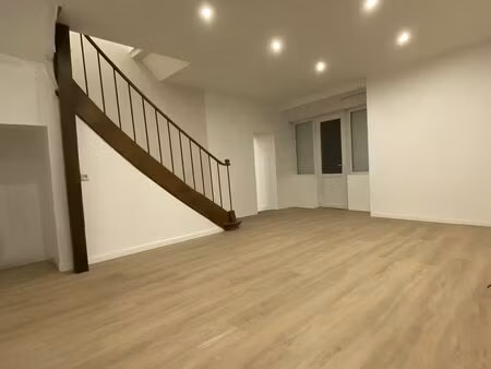 location maison renovée 3 chambres