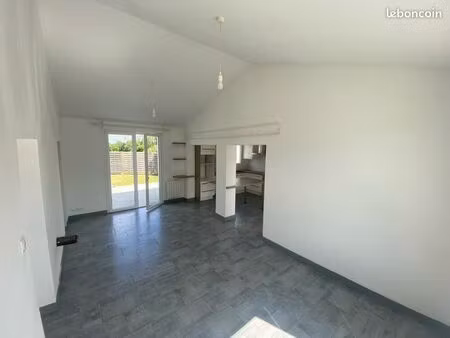 maison 5 pièces  3 chambres  103m²