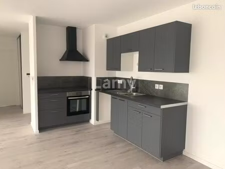 appartement 4 pièces 79 m²