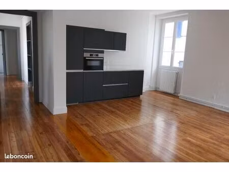 appartement 3 pièces 81 m²