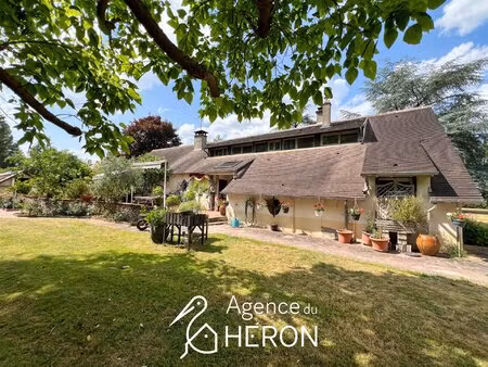 propriete avec 2 maisons et 3ha de terrain