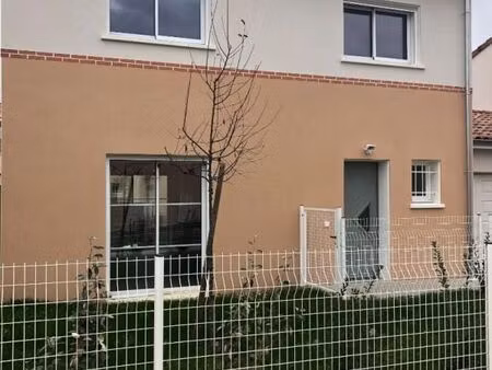 maison 4 pièces 90 m²