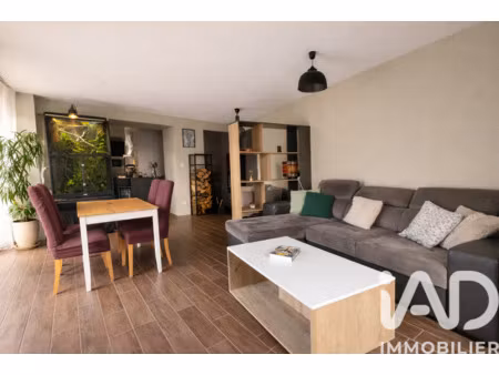 vente maison 5 pièces 108 m² chanat-la-mouteyre (63530)