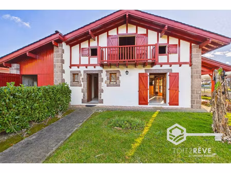 vente maison 5 pièces 145 m² saint-jean-pied-de-port (64220)