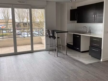 location appartement 2 pièces 50 m² à plaisir (78370)