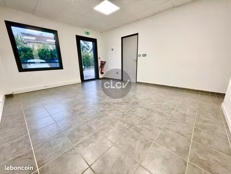 local 198 m² villeurbanne