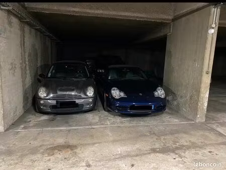 4 places de parking - quartier