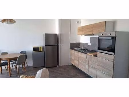location appartement 2 pièces meublé à la chevrolière (44118) : à louer 2 pièces meublé / 