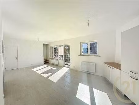 duplex prêt à emménager avec 3 chambres