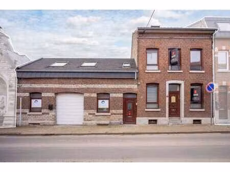 immeuble mixte - maison de commerce-atelier/garage -bureau