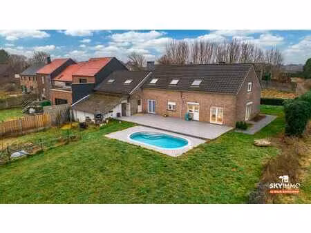 incroyable maison - 6ch - peb b - jardin - piscine + garage