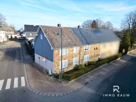 maison à 3 façades avec potentiel d'agrandissement à vendre