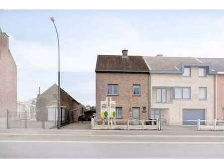 maison familiale avec 3 chambres et jardin à dilbeek