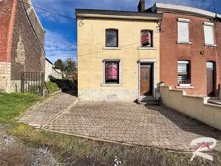 maison a renover - poss. 2 ch - terrasse - jardin