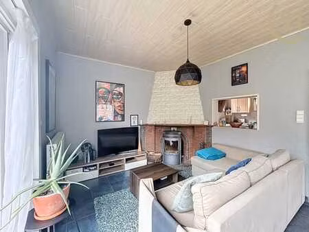 charmante villa 3 chambres avec grand jardin sud-est