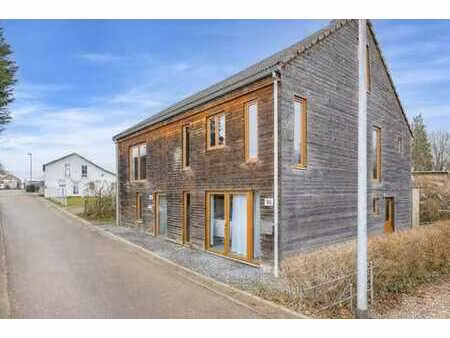 immeuble contenant 2 appartements