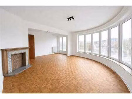 appartement 2 ch. à l'entrée de namur