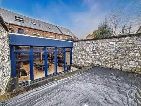 maison de ville avec terrasse à vendre au centre de dinant