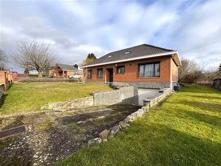 maison 4 façades avec jardin  garage et caves