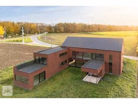 villa de prestige à saint-georges en gros-oeuvre fermé