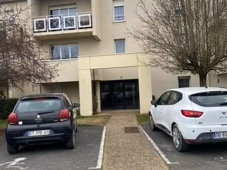 bel appartement t2 - 44 m² - parc de pombonne