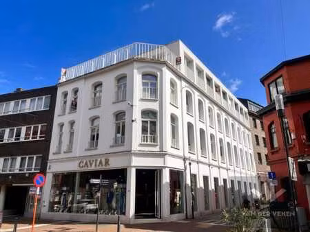 gemeubeld 1 slaapkamer appartement in hartje hasselt!