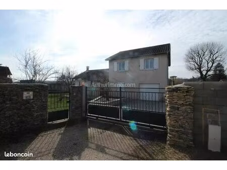 maison 6 pièces 120 m²