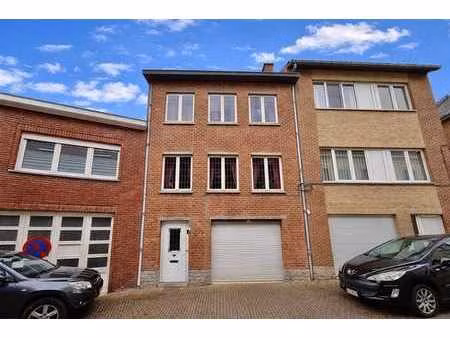 maison 3 chambres au centre de perwez !