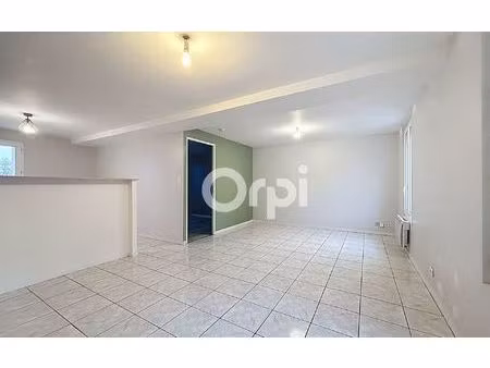 appartement montataire 65.27 m² t-3 à vendre  120 000 €