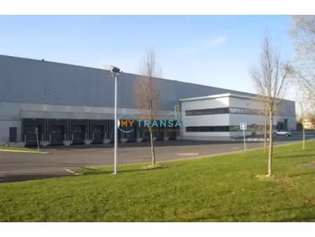 bonneuil : a louer entrepôt de 9 456m²