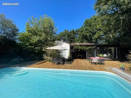 maison piscine basse goulaine