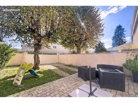 maison de ville avec jardin