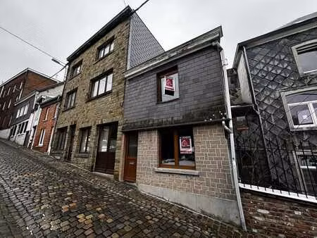 maison 2 chambres avec garage au cœur de stavelot
