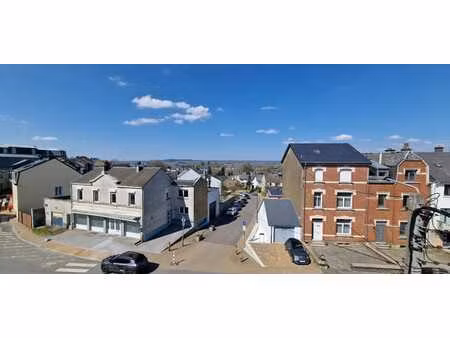 appt 2 ch. prox centre ville.