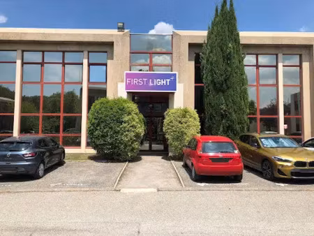 location bureaux meyreuil 13590