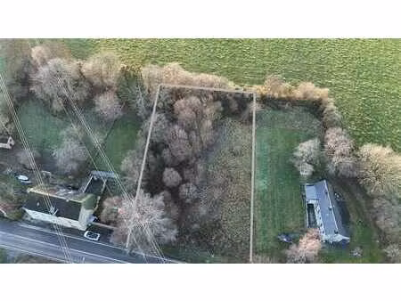 terrain de +/- 26 ares