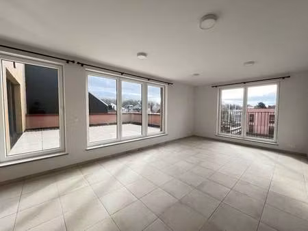 appartement à louer à tournai € 1.245 (lkrm8) | zimmo