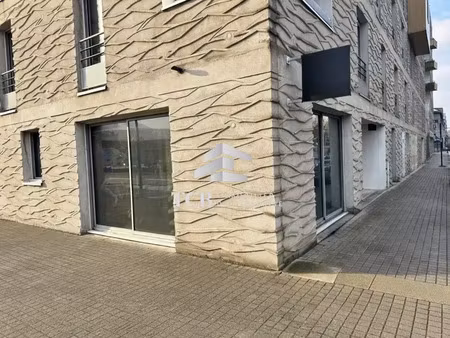 local commercial - 91m2 - île de nantes