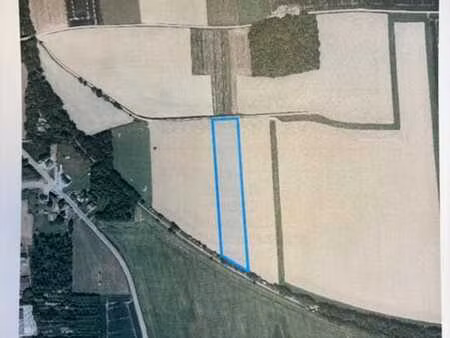 terre agricole de 1 ha 37 a 84 ca