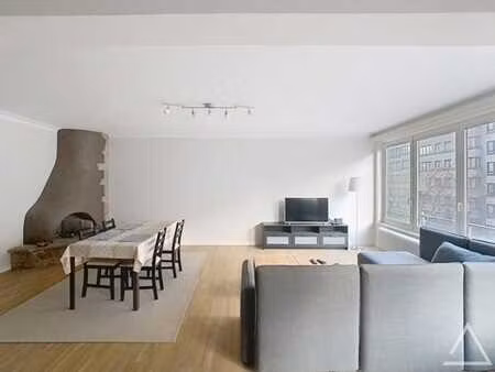 appartement 2 chambres avec terrasses  cave et parking