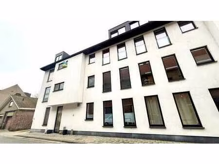 instapklaar en verzorgd appartement met 2 slaapkamers  te...