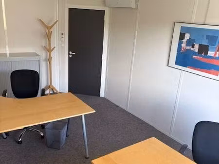 tous services inclus bureau meublé