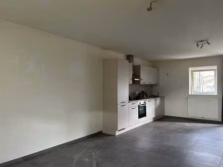 appartement dans batiment tres recent