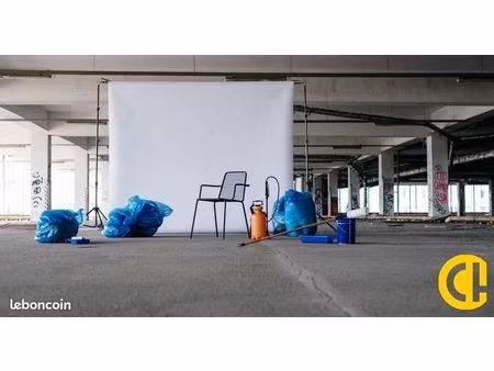 local bureaux 358 m²