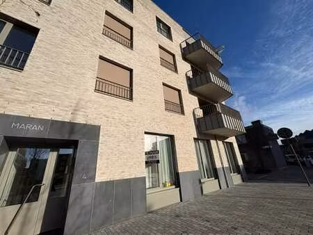 gelijkvloers appartement met 2 slaapkamers