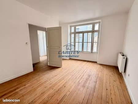 immeuble 14 pièces 370 m²