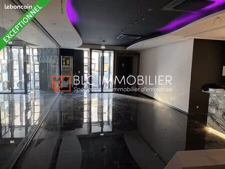 local commercial 172 m² marseille