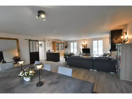 vente maison à parigné-le-pôlin (72330) : à vendre / 136m² parigné-le-pôlin