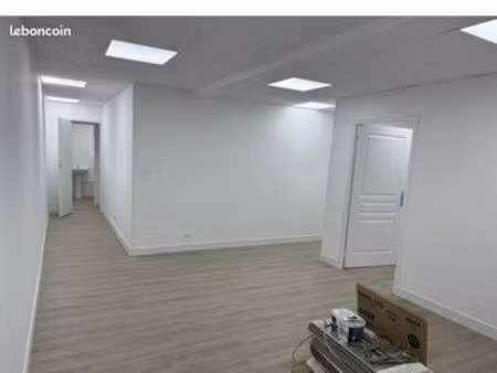 local dans une pièce