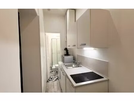 location appartement  m² t-1 à arcueil  825 €